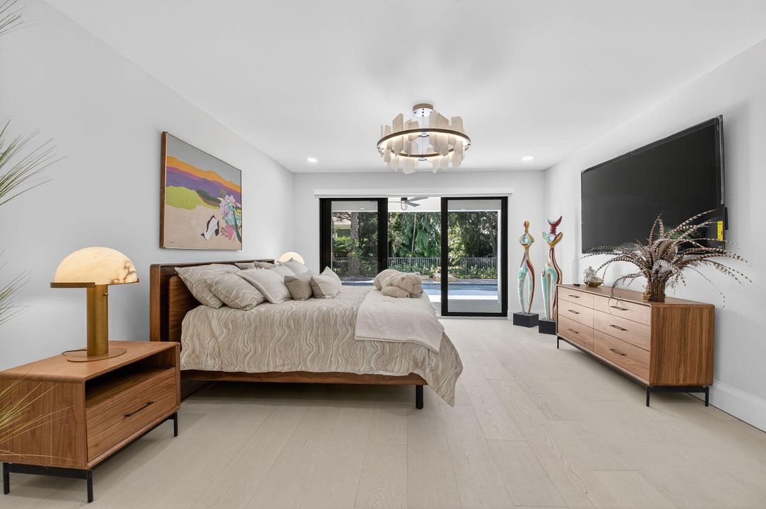 En Venta: $3,999,999 (5 camas, 3 baños, 3407 Pies cuadrados)