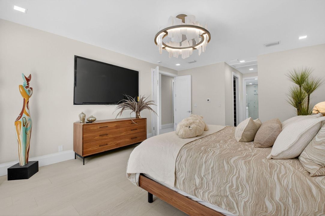 En Venta: $3,999,999 (5 camas, 3 baños, 3407 Pies cuadrados)