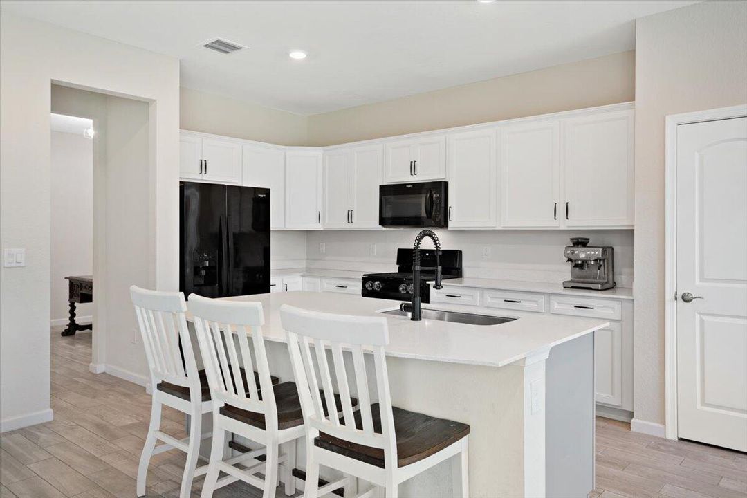 For Sale: $430,000 (3 beds, 2 baths, 2448 Square Feet)