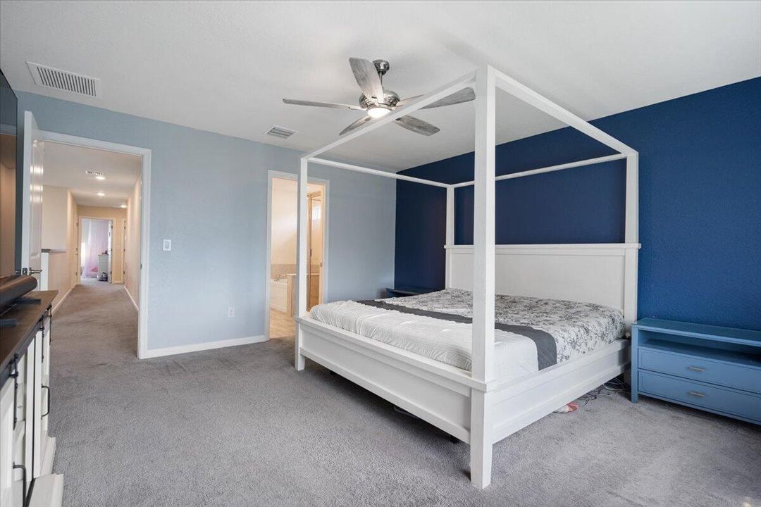 For Sale: $430,000 (3 beds, 2 baths, 2448 Square Feet)