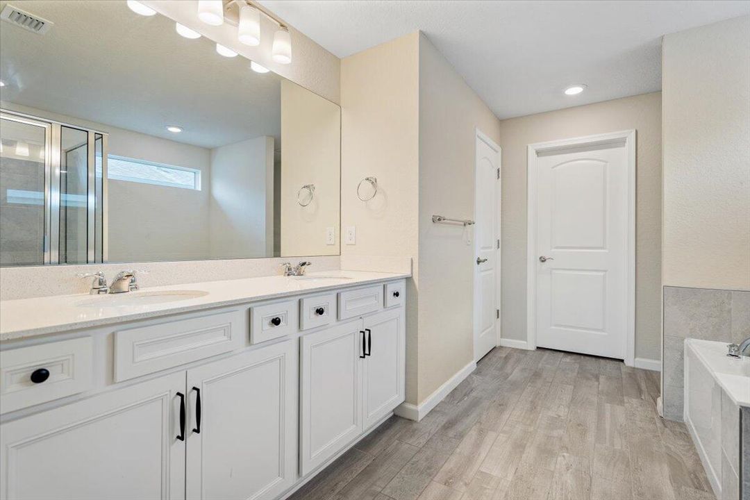 For Sale: $430,000 (3 beds, 2 baths, 2448 Square Feet)