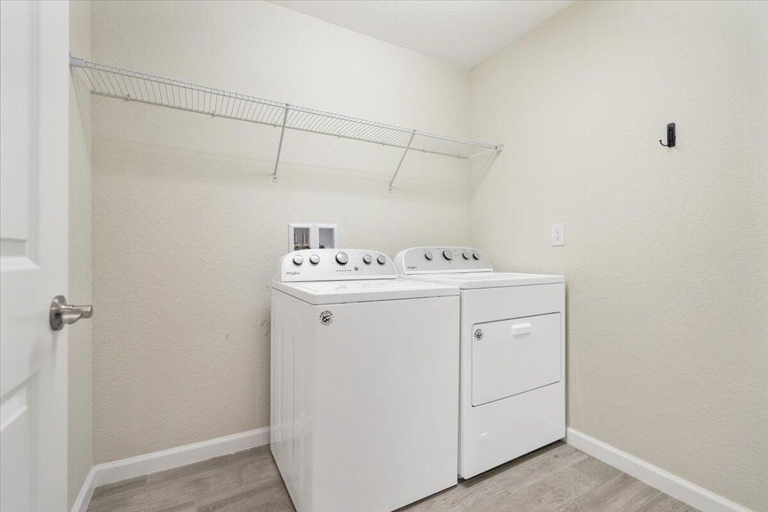 For Sale: $430,000 (3 beds, 2 baths, 2448 Square Feet)