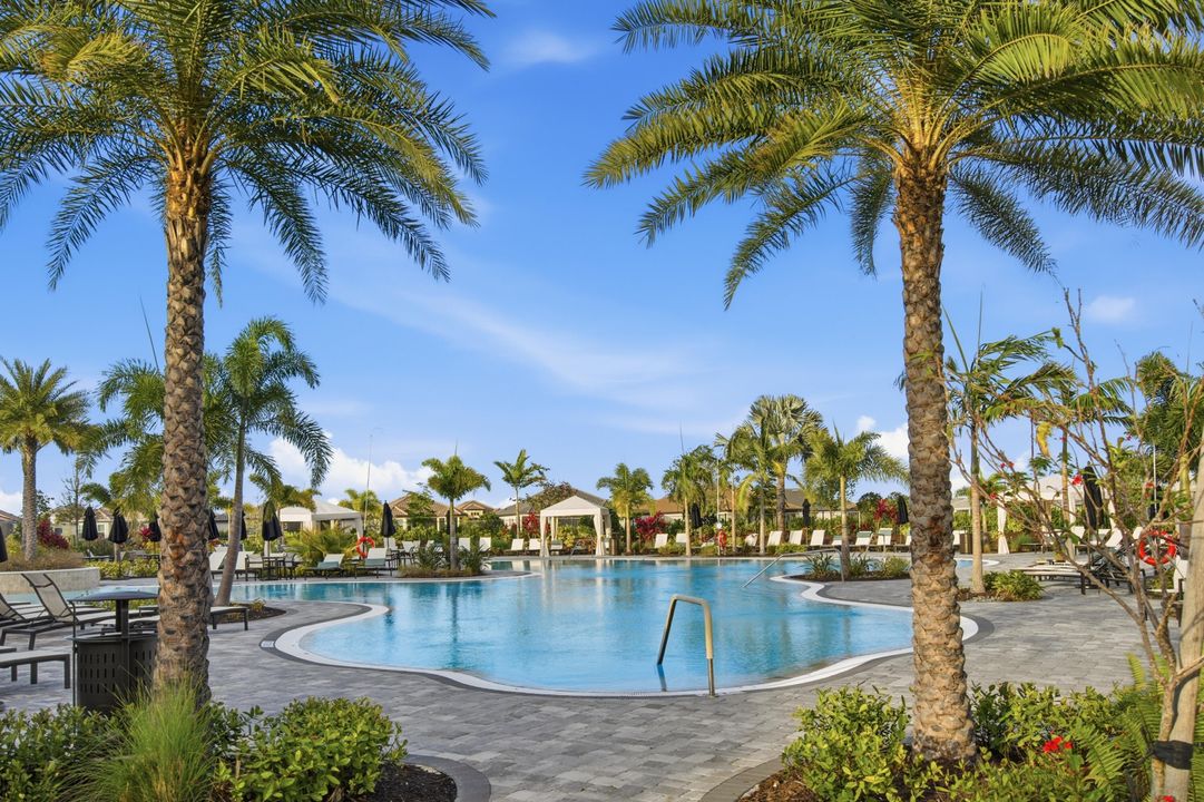 En Venta: $975,000 (3 camas, 3 baños, 3095 Pies cuadrados)