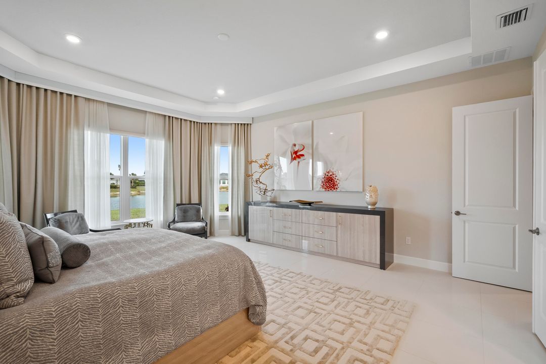 En Venta: $975,000 (3 camas, 3 baños, 3095 Pies cuadrados)