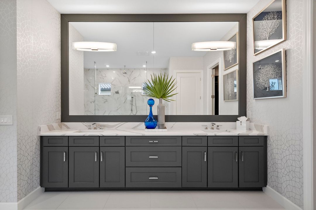 En Venta: $975,000 (3 camas, 3 baños, 3095 Pies cuadrados)