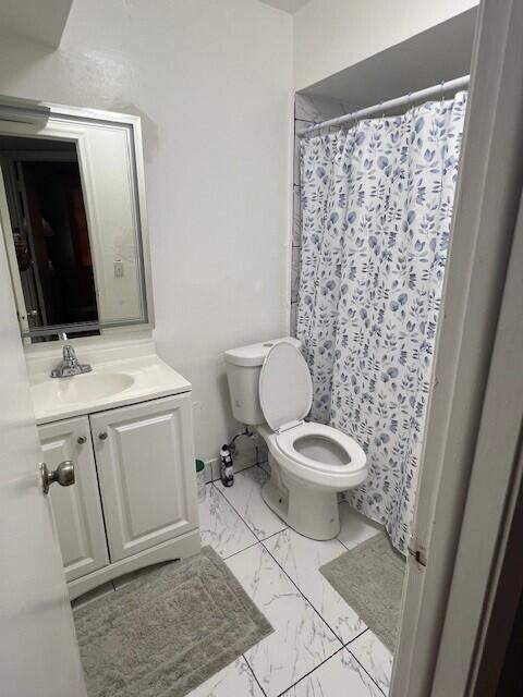 En Renta: $1,700 (2 camas, 2 baños, 890 Pies cuadrados)