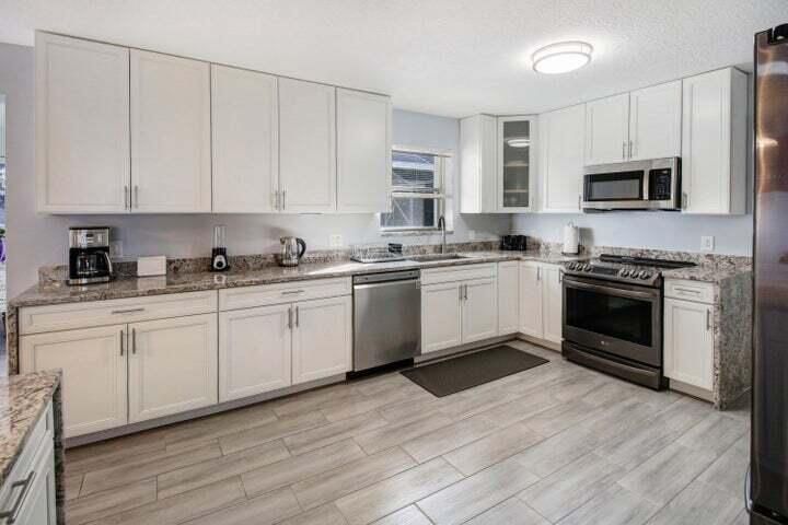 В аренду: $5,400 (3 спален, 2 ванн, 1850 Квадратных фут)