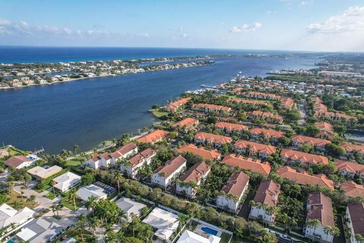 В аренду: $5,400 (3 спален, 2 ванн, 1850 Квадратных фут)