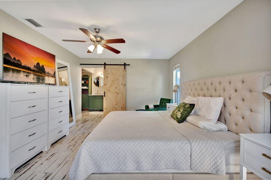 待售: $499,900 (2 贝兹, 2 浴室, 1328 平方英尺)