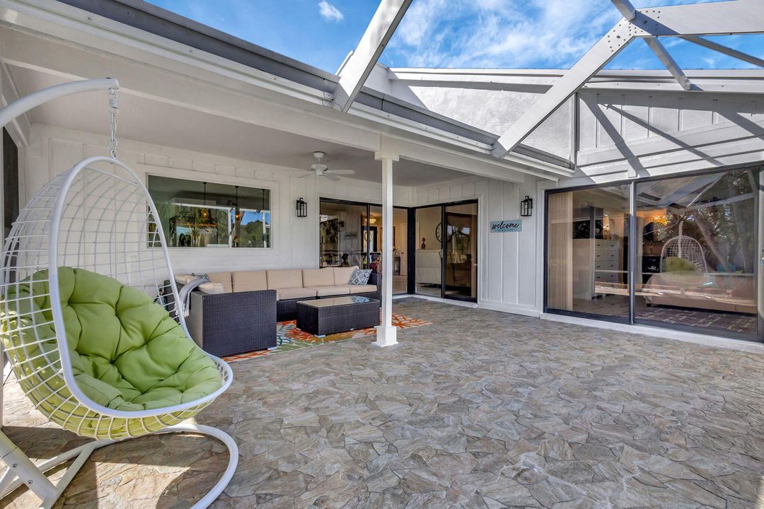 待售: $499,900 (2 贝兹, 2 浴室, 1328 平方英尺)