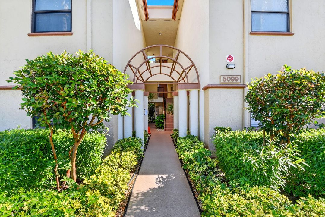 For Sale: $245,000 (3 beds, 2 baths, 1431 Square Feet)