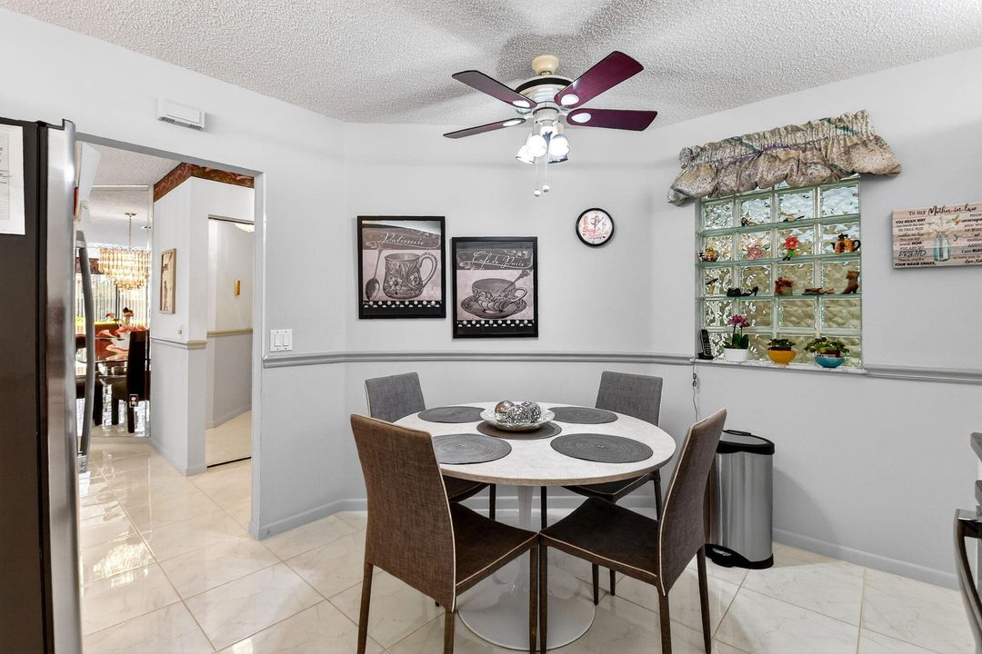 For Sale: $245,000 (3 beds, 2 baths, 1431 Square Feet)