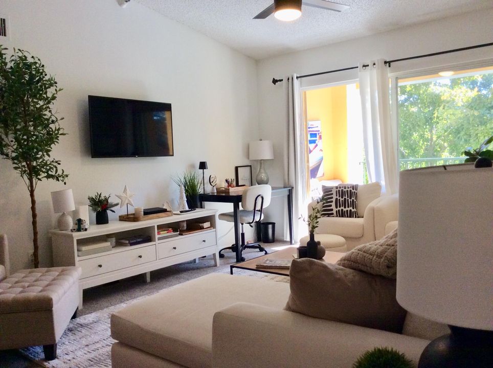 En Renta: $2,500 (2 camas, 2 baños, 1105 Pies cuadrados)