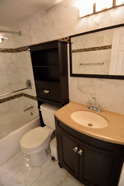 For Rent: $1,450 (1 beds, 1 baths, 600 Square Feet)