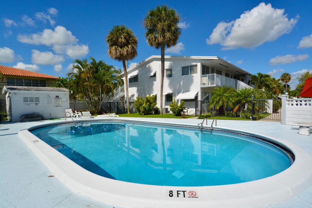 For Rent: $1,450 (1 beds, 1 baths, 600 Square Feet)