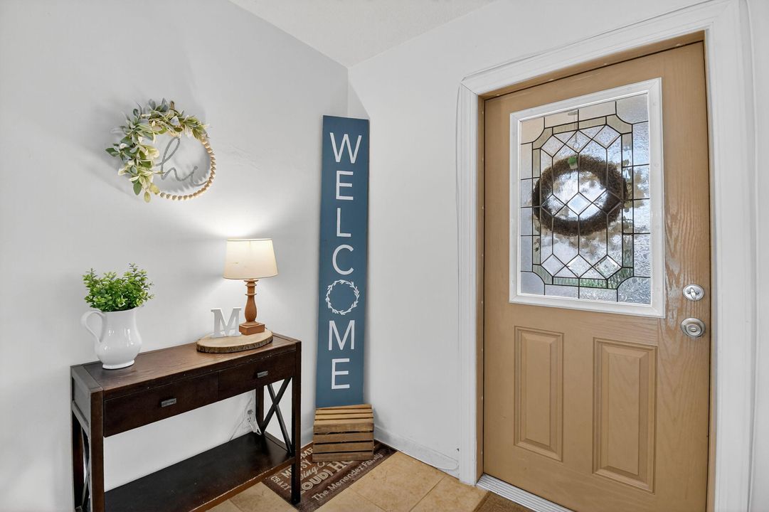 For Sale: $719,900 (4 beds, 3 baths, 1824 Square Feet)