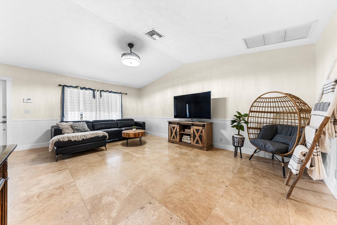 For Sale: $695,000 (4 beds, 2 baths, 2139 Square Feet)