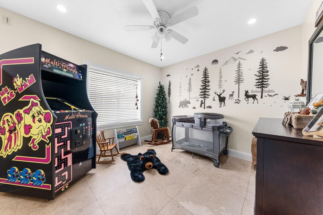 For Sale: $695,000 (4 beds, 2 baths, 2139 Square Feet)