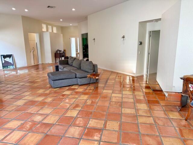 For Sale: $579,900 (3 beds, 2 baths, 2247 Square Feet)