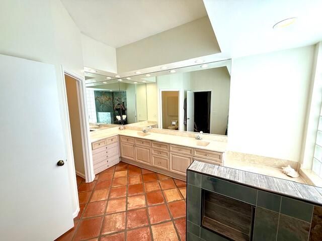 For Sale: $579,900 (3 beds, 2 baths, 2247 Square Feet)