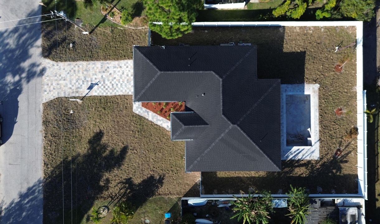 For Sale: $550,000 (4 beds, 2 baths, 1658 Square Feet)