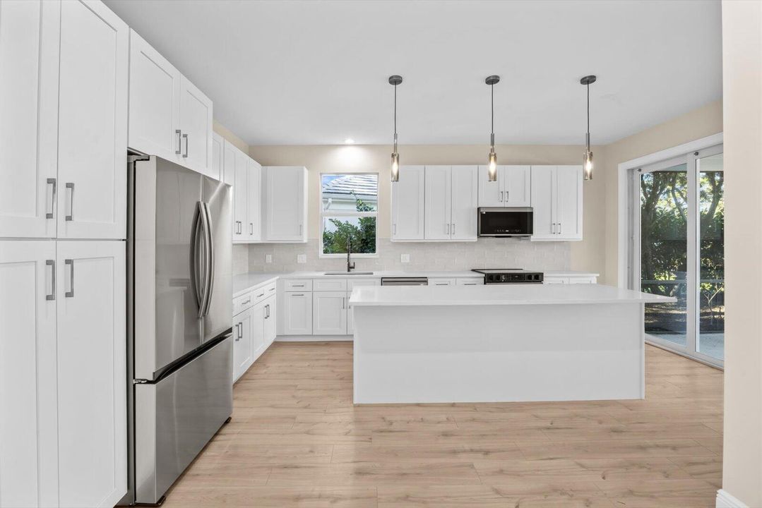 На продажу: $649,000 (3 спален, 2 ванн, 2355 Квадратных фут)