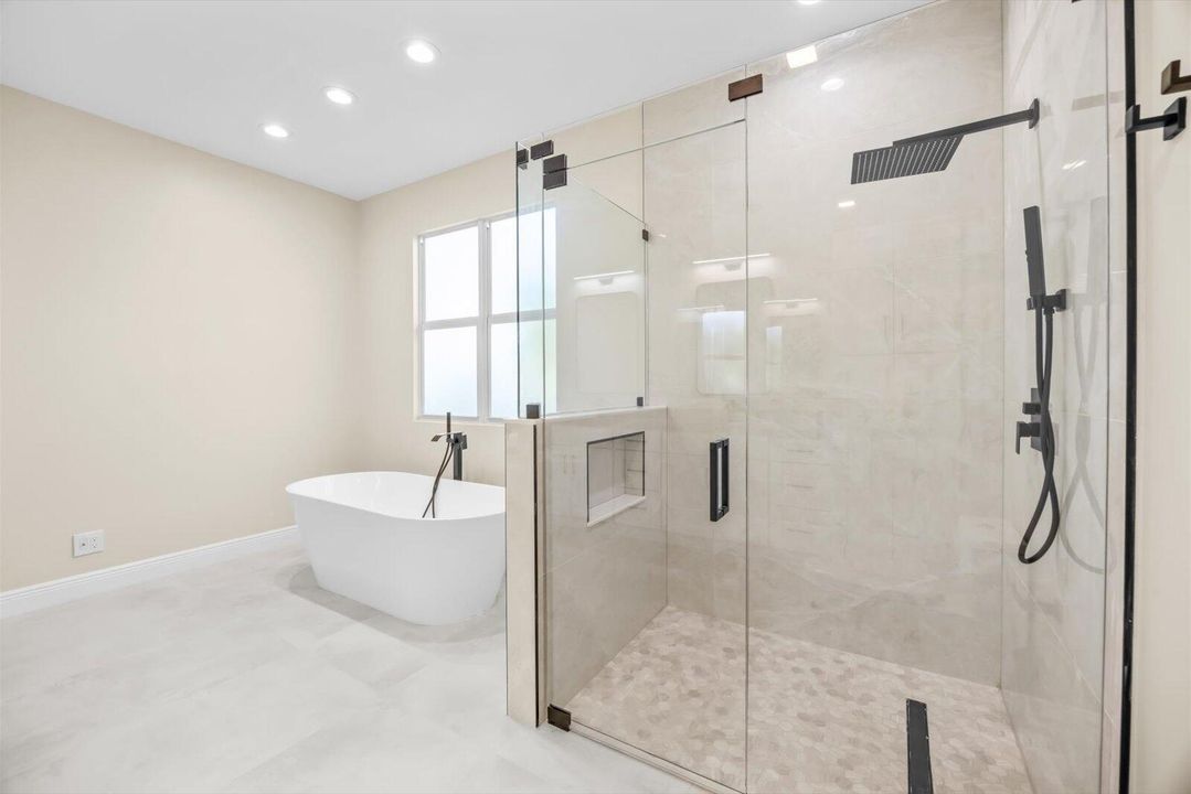 На продажу: $649,000 (3 спален, 2 ванн, 2355 Квадратных фут)