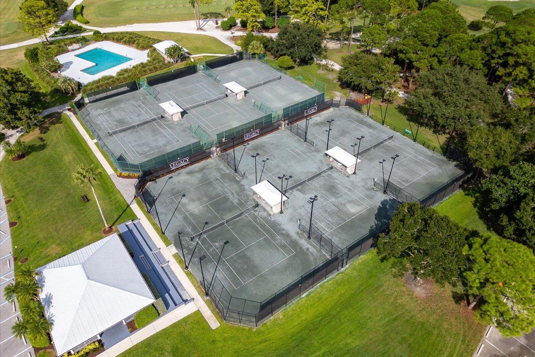 На продажу: $649,000 (3 спален, 2 ванн, 2355 Квадратных фут)