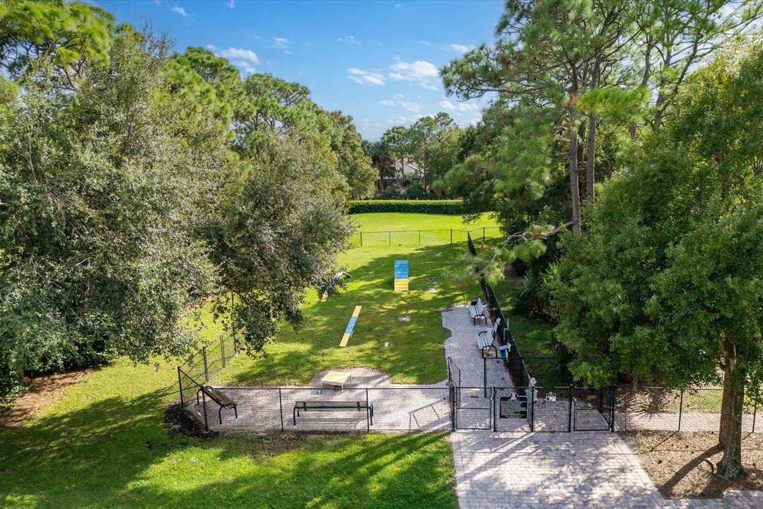 На продажу: $649,000 (3 спален, 2 ванн, 2355 Квадратных фут)