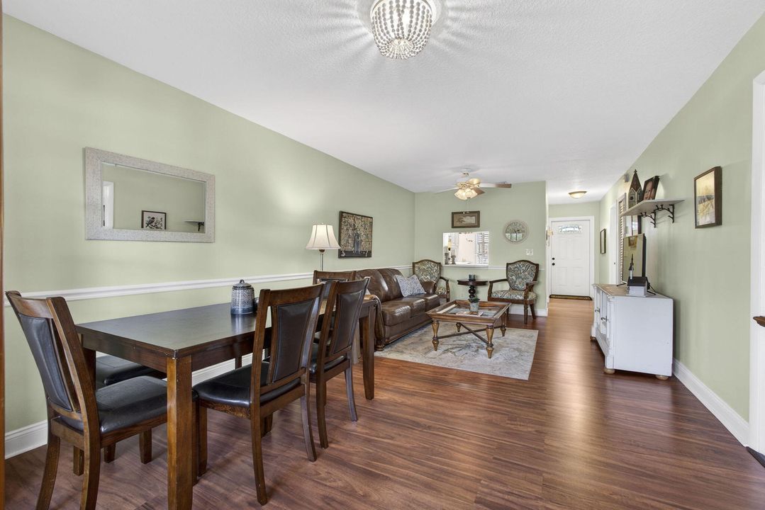 For Sale: $214,500 (2 beds, 2 baths, 854 Square Feet)