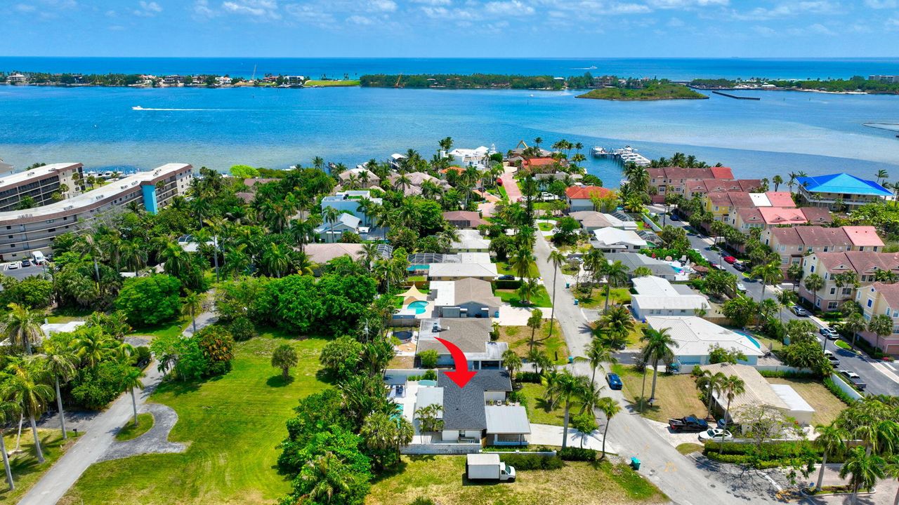 En Venta: $769,000 (3 camas, 2 baños, 1698 Pies cuadrados)