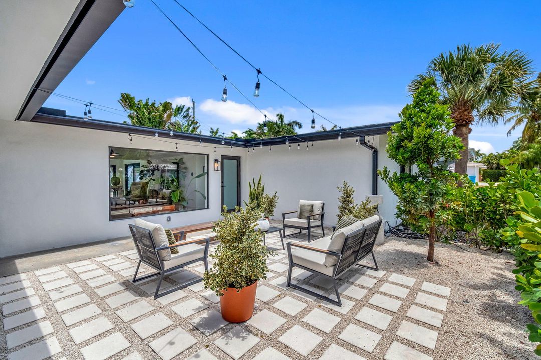 En Venta: $769,000 (3 camas, 2 baños, 1698 Pies cuadrados)