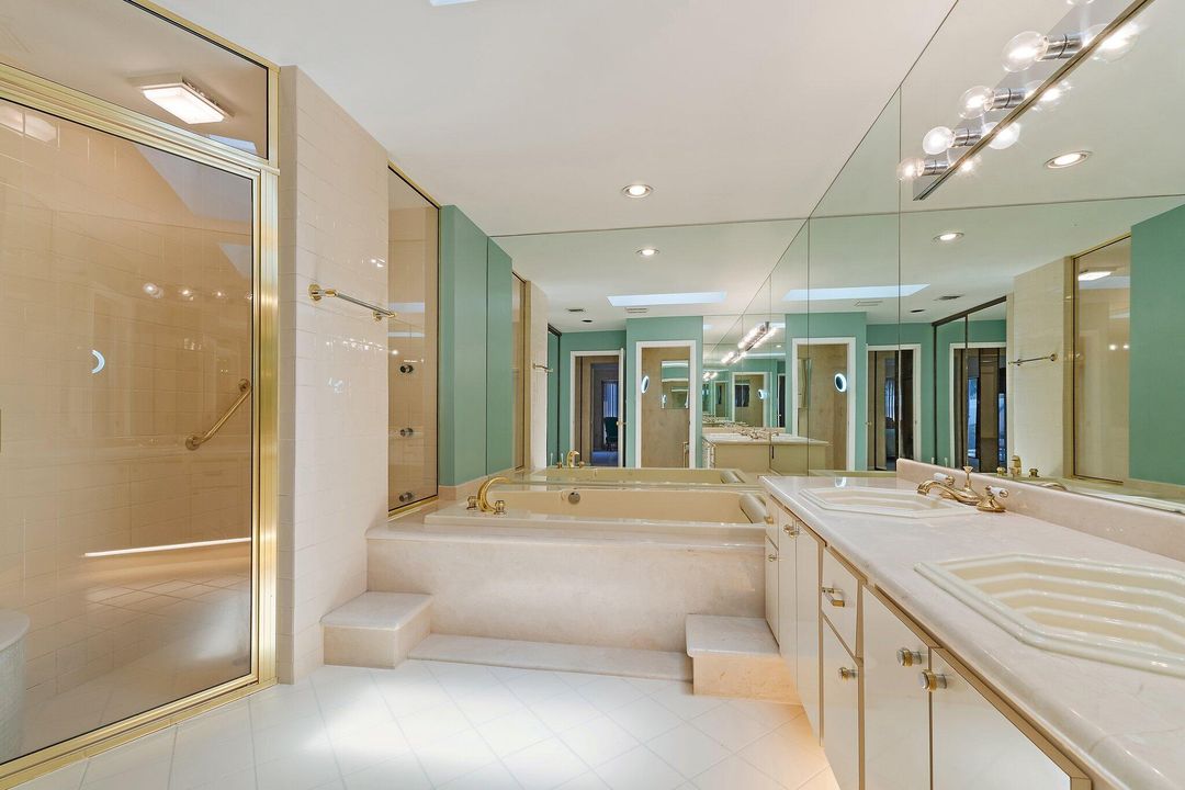 En Venta: $999,000 (3 camas, 2 baños, 1889 Pies cuadrados)