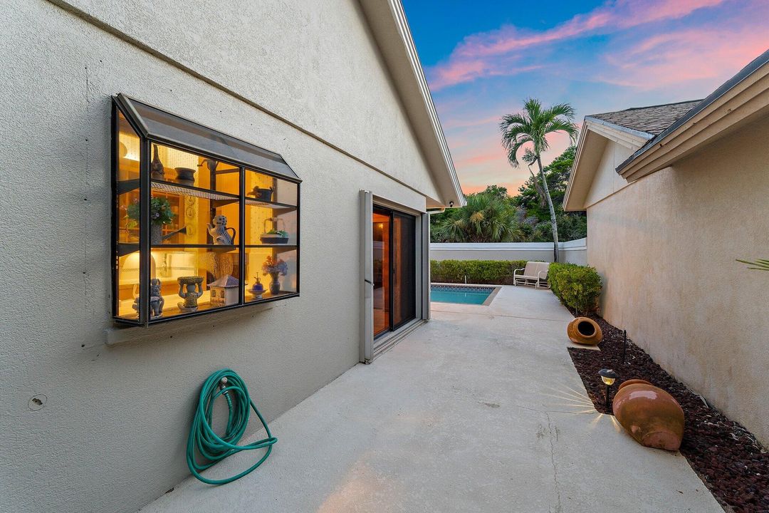 En Venta: $999,000 (3 camas, 2 baños, 1889 Pies cuadrados)