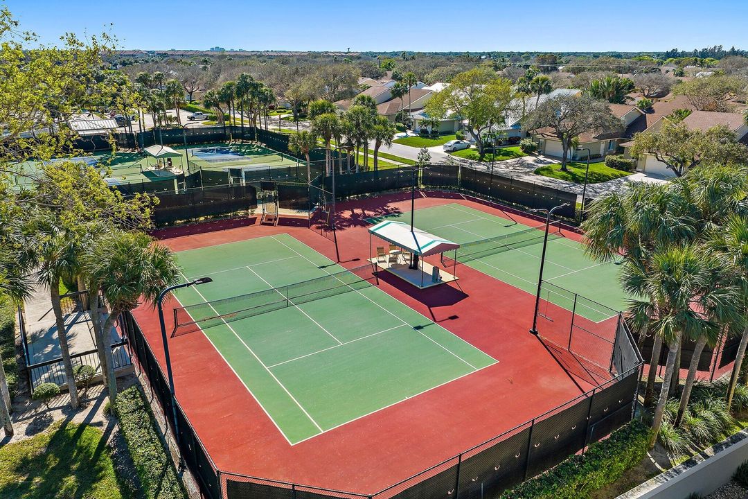 En Venta: $999,000 (3 camas, 2 baños, 1889 Pies cuadrados)