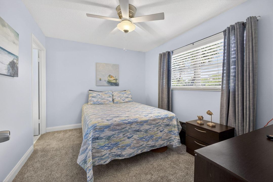 For Sale: $214,500 (2 beds, 2 baths, 854 Square Feet)