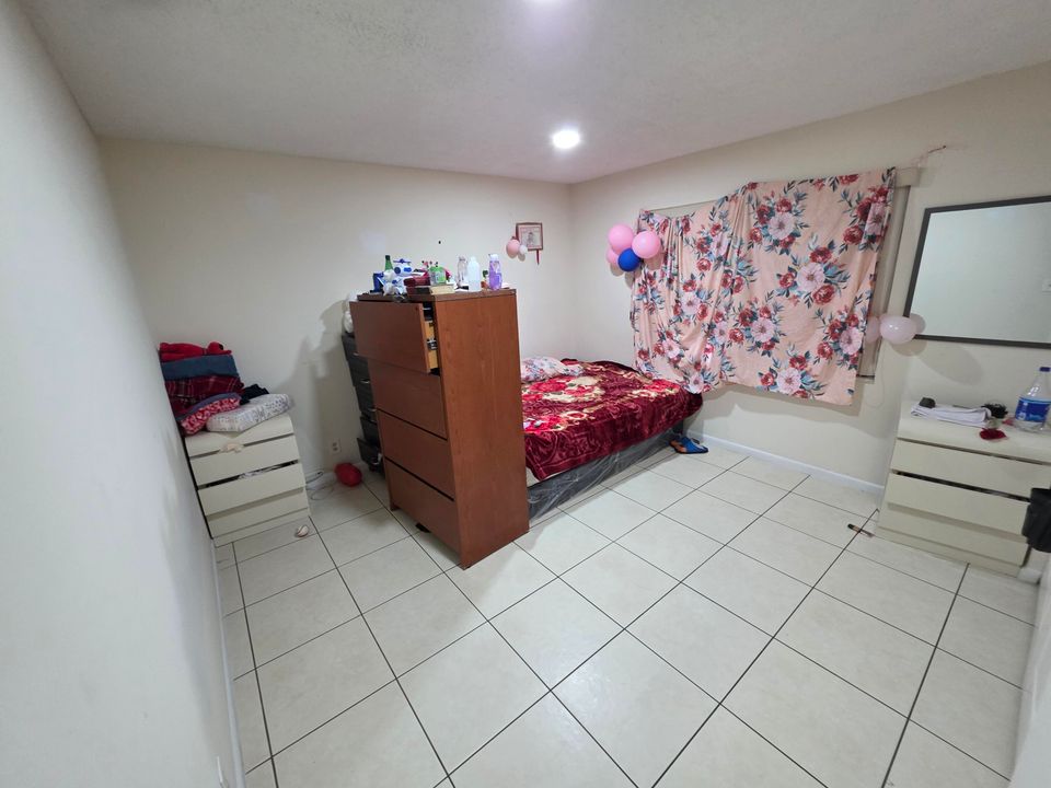 En Venta: $549,000 (0 camas, 0 baños, 1680 Pies cuadrados)