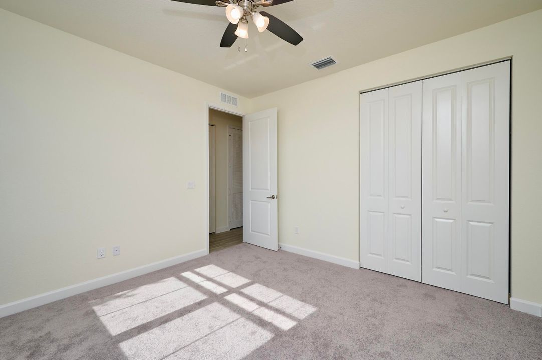 En Renta: $2,900 (3 camas, 2 baños, 1915 Pies cuadrados)