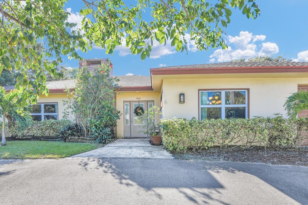 En Venta: $1,500,000 (3 camas, 2 baños, 2065 Pies cuadrados)