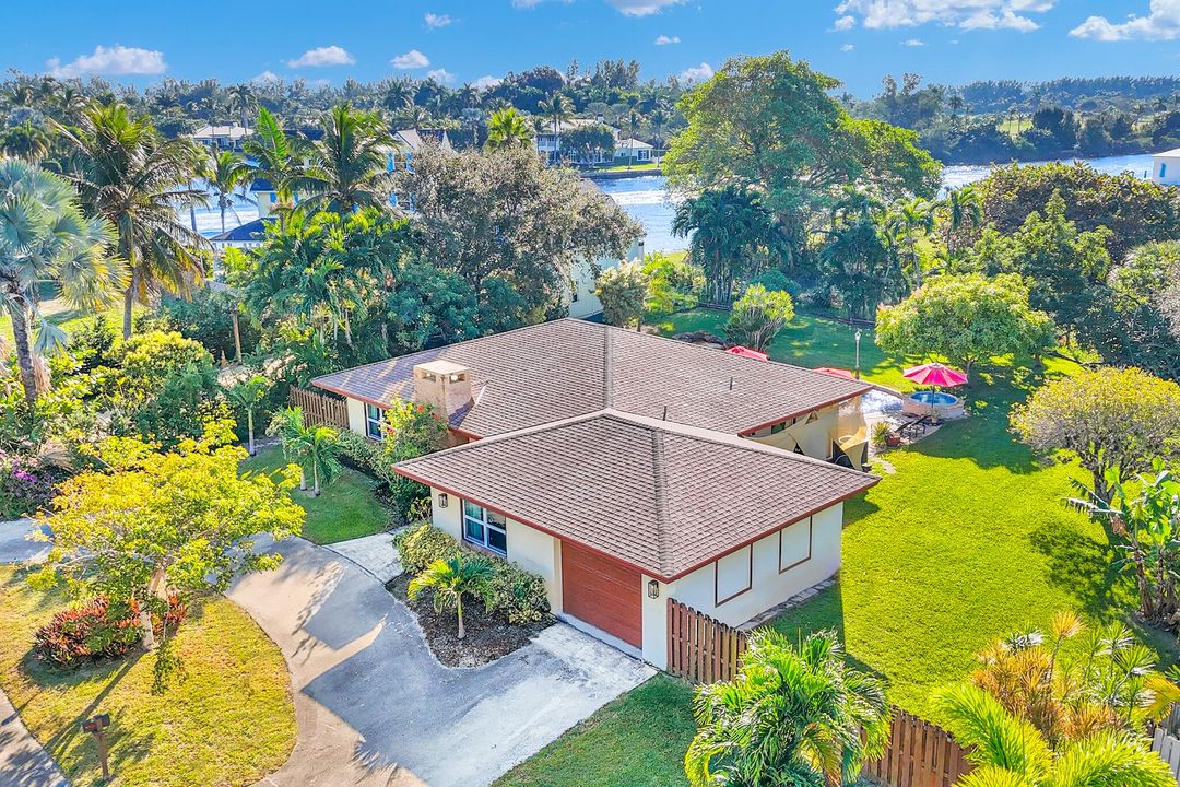 En Venta: $1,500,000 (3 camas, 2 baños, 2065 Pies cuadrados)