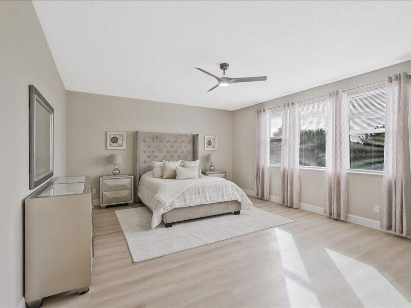 На продажу: $965,000 (5 спален, 4 ванн, 3085 Квадратных фут)