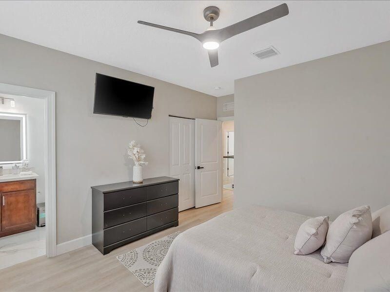 На продажу: $965,000 (5 спален, 4 ванн, 3085 Квадратных фут)