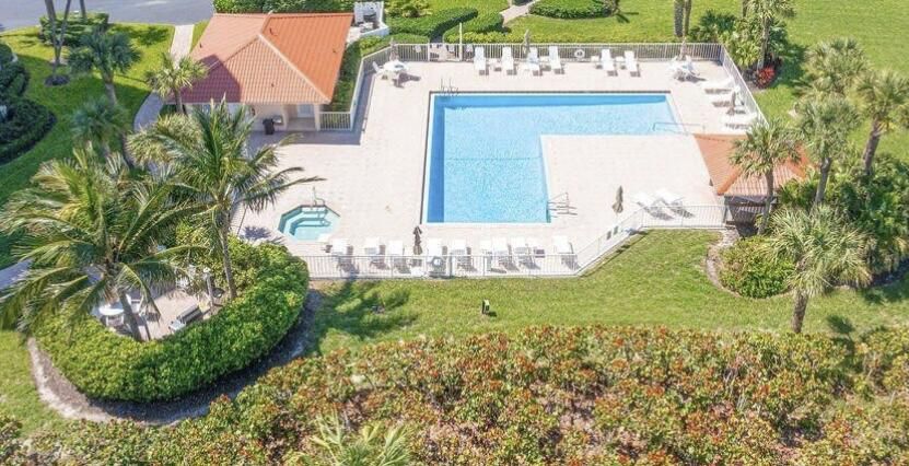 For Rent: $2,900 (2 beds, 2 baths, 1187 Square Feet)