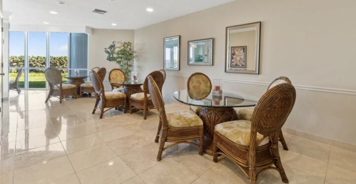 For Rent: $2,900 (2 beds, 2 baths, 1187 Square Feet)