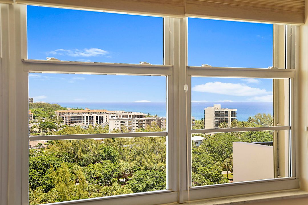 На продажу: $585,000 (2 спален, 2 ванн, 1031 Квадратных фут)