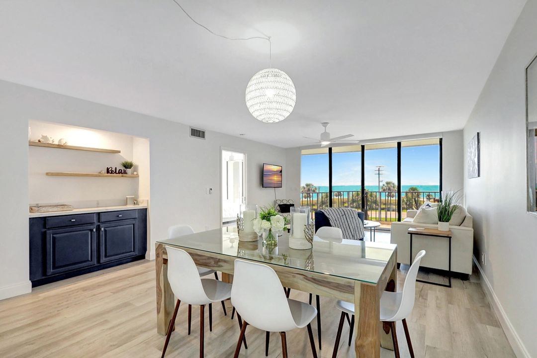 出租: $4,500 (2 贝兹, 2 浴室, 1251 平方英尺)