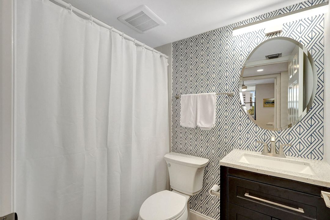 出租: $4,500 (2 贝兹, 2 浴室, 1251 平方英尺)