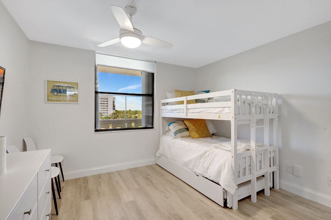 出租: $4,500 (2 贝兹, 2 浴室, 1251 平方英尺)