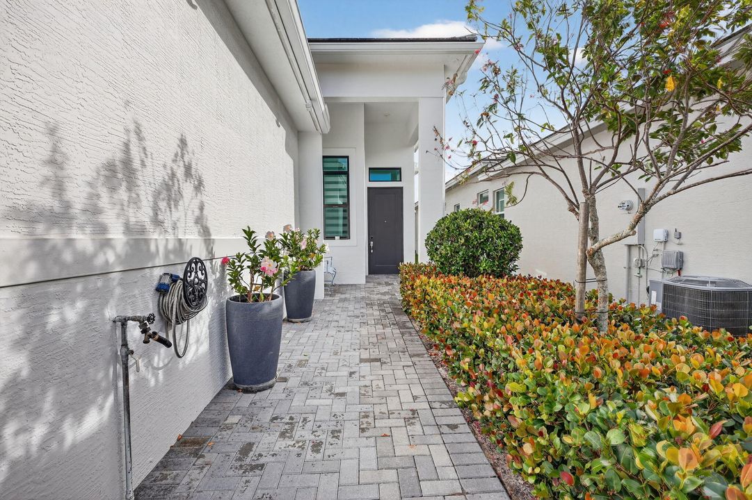 На продажу: $500,000 (3 спален, 2 ванн, 1724 Квадратных фут)