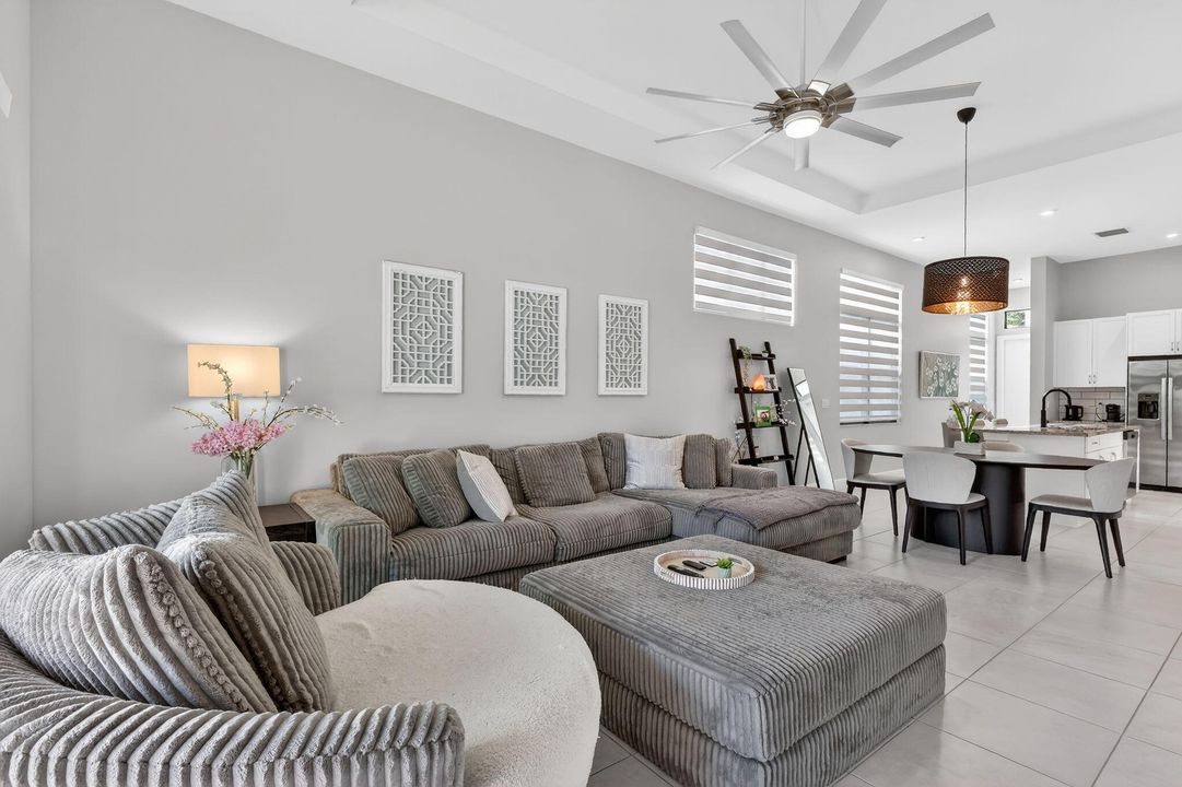 На продажу: $500,000 (3 спален, 2 ванн, 1724 Квадратных фут)